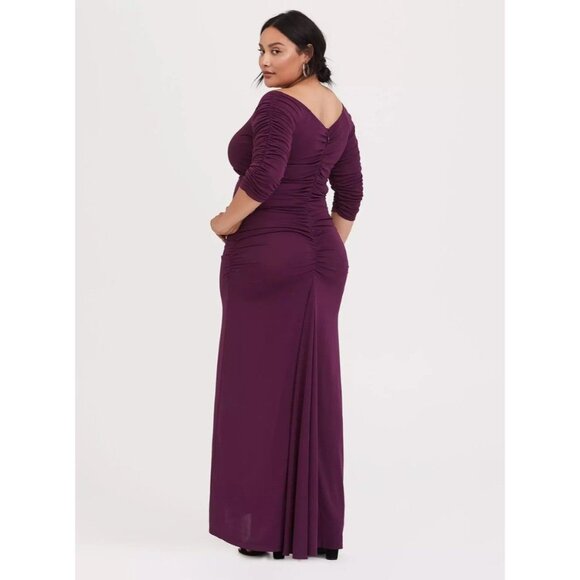 Torrid Cranberry Jersey Gown Ruched Off Shoulder Maxi Dress Plus Size 3 Evening - Picture 1 of 13